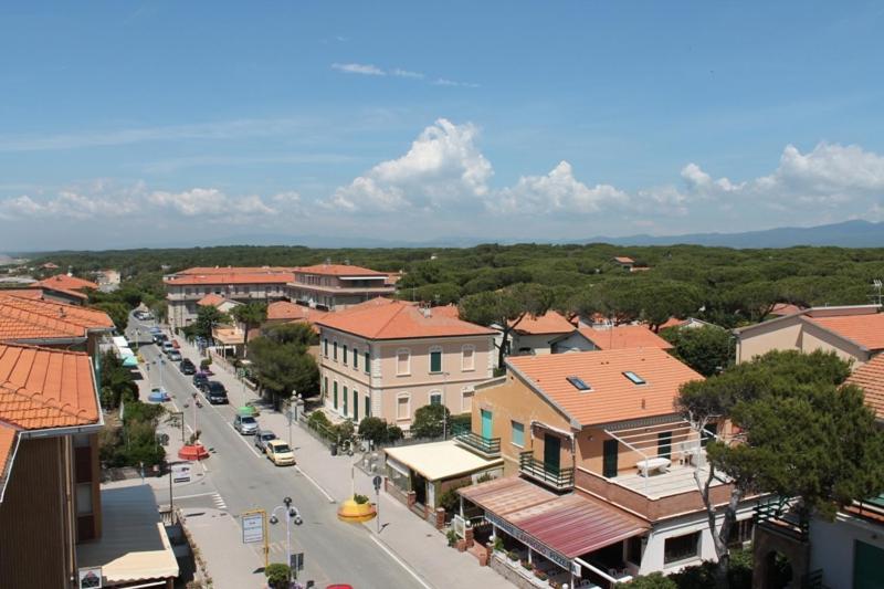 Apartamento Miledy Monolocale Direttamente Sul Mare Marina di Castagneto Carducci Exterior foto